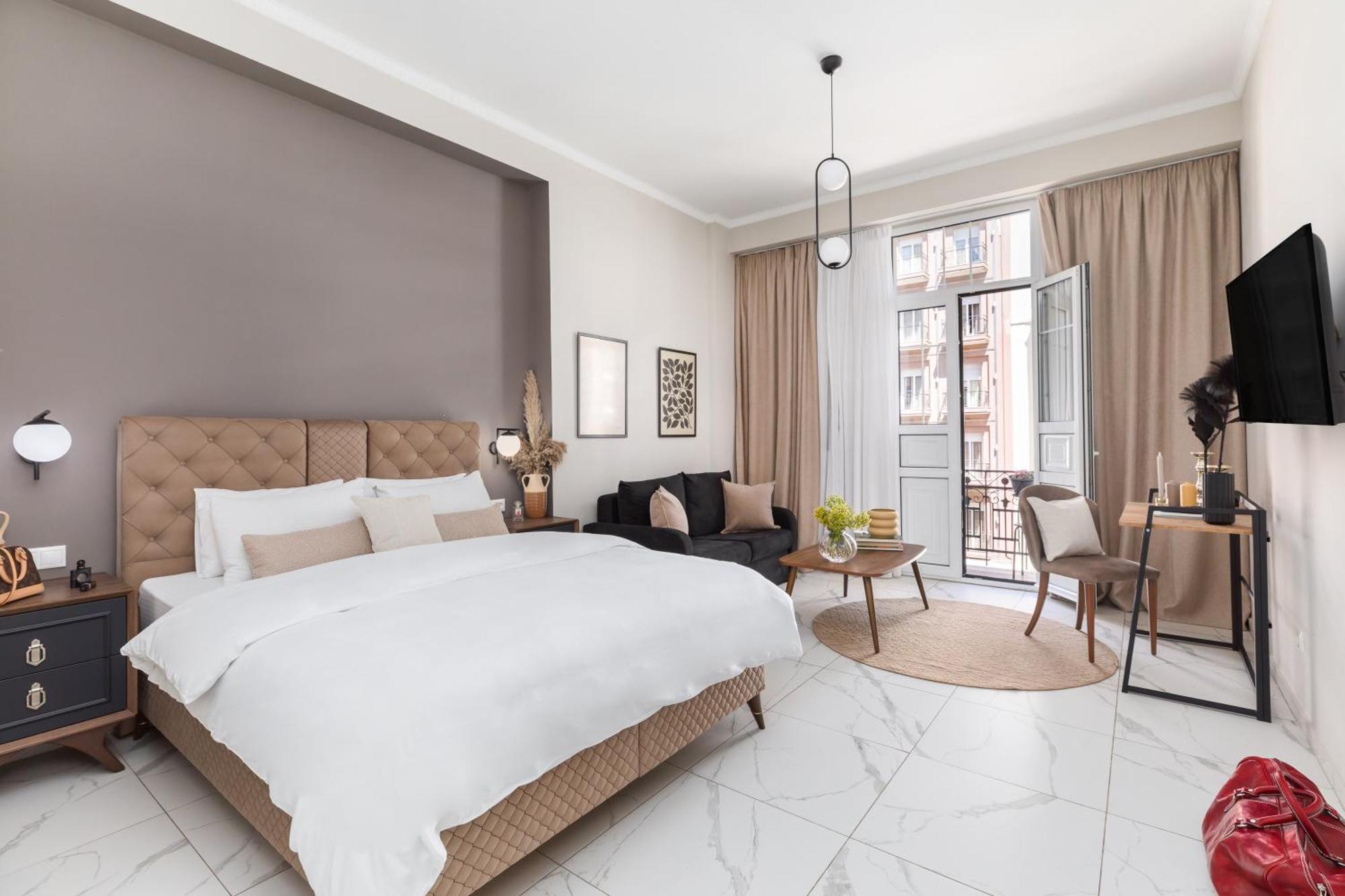 Black Onyx Comfort Suites - Timeless Design In A Heritage Building Thessaloniki Exterior photo